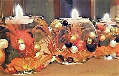 Vase Pearlfection 50 Floating Realistic Shades of Fall Leaves- Pumpkins- Mums- Pearls- Large Sizes- Fills 1 Gallon of The Transparent Floating Gels with Pre-Measured Floating Gels Prep Bag