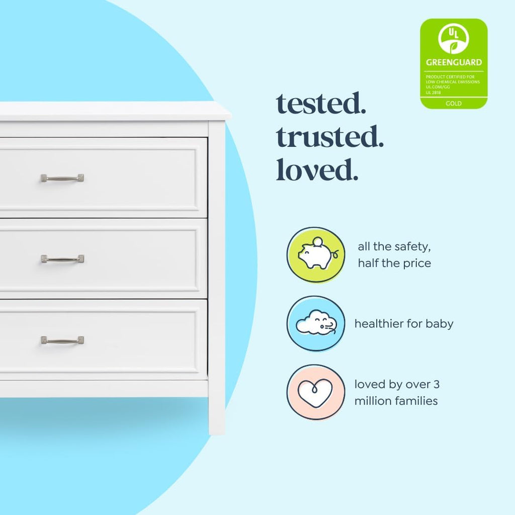 DaVinci Charlie 3-Drawer Dresser in White , 35x20x34 Inch (Pack of 1)