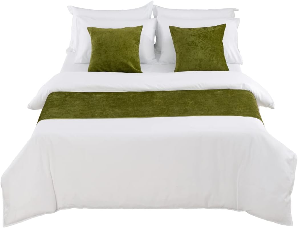 AMBERIS Bed Runner Green, Chenille Soft No Fading Modern Bed Scarf (Pillowcases Sold Separately)