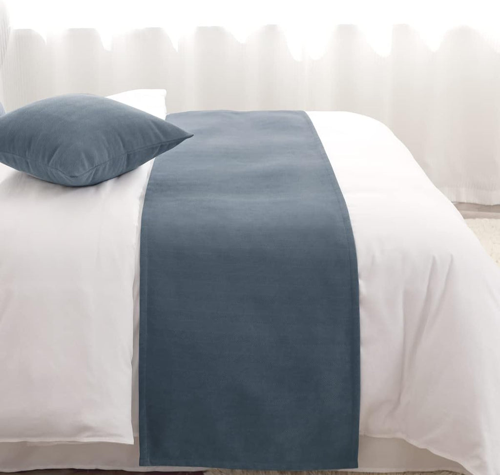 AMBERIS Bed Runner Single Layer Chenille Blue, Modern Style Bed Scarves for Home Hotel Decorations (Pillowcases Sold Separately)