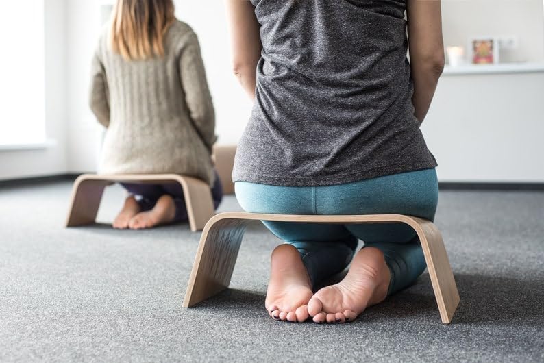 Wooden Meditation Bench for Seiza Sitting, Prayer Stool, Tea Ceremony Bench, Yoga Kneeling Seat, Scandinavian Minimalist Floor Stool (Oak)