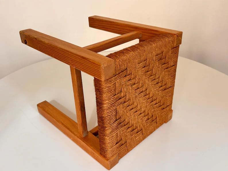 Pine Wood Woven Rope Stool, Mid-Century Modern Footrest, Rustic Square Seat for Living Room Bedroom