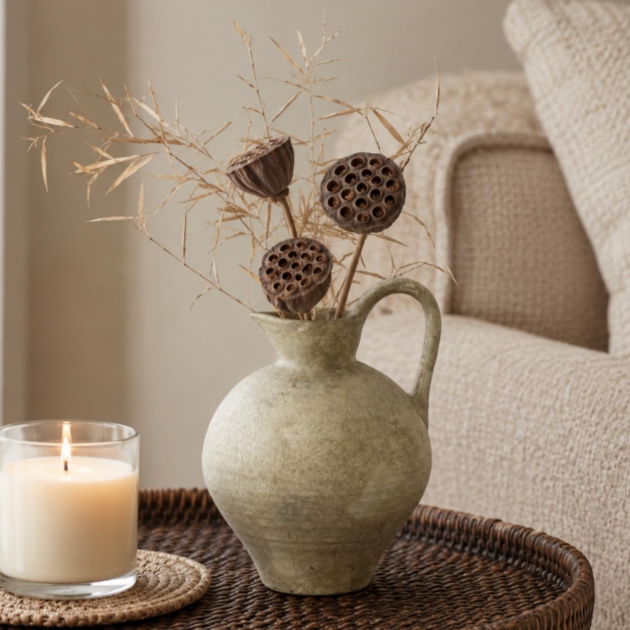 Ceramic Rustic Farmhouse Vase with Handle, 8.8 Inch Beige Vintage Vase, Rustic Ceramic Pottery for Home Decor, Farmhouse Decor Centerpiece for Kitchen, Living Room, Entryway