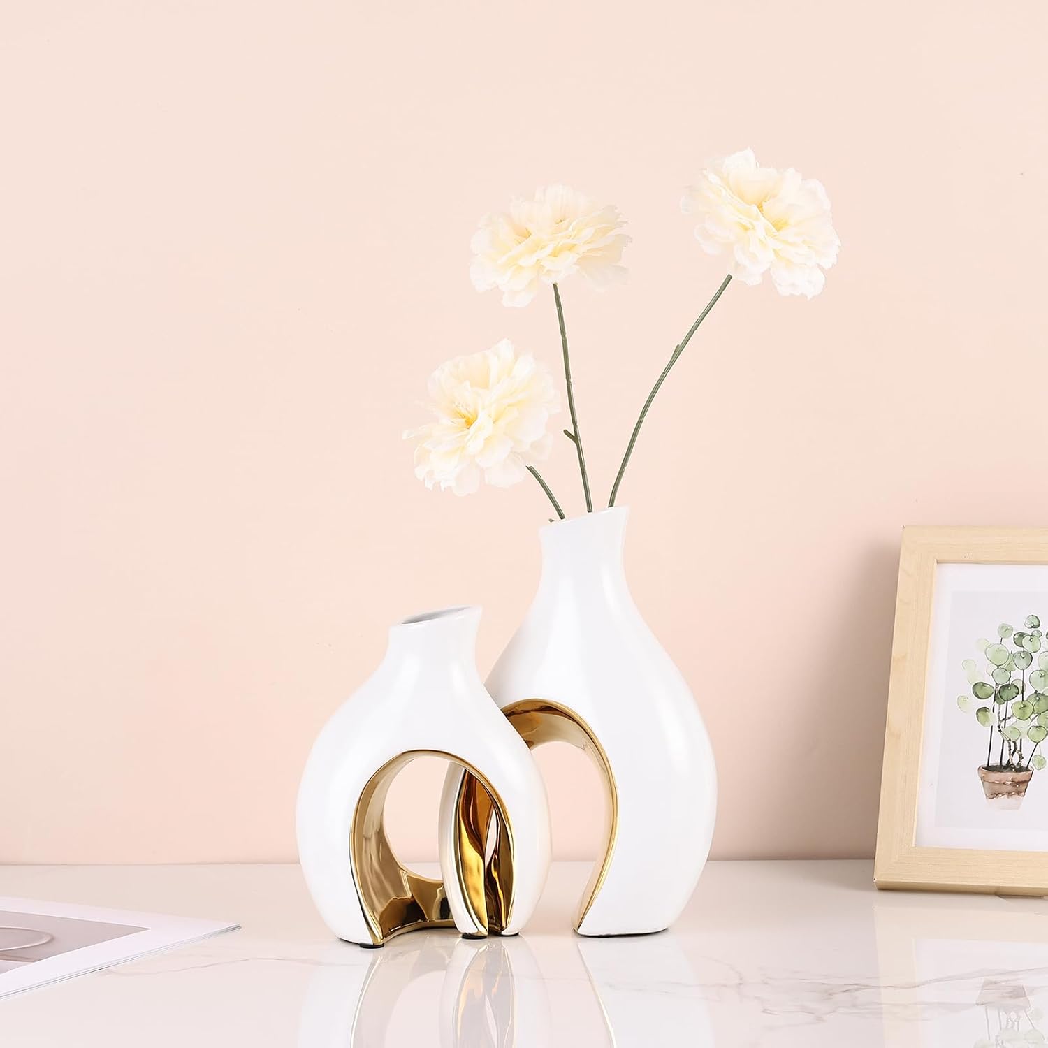 Ceramic Vase Set of 2 for Home Decor, White and Gold Abstract Intertwined Sculptural Vases, Decorative Pottery Centerpiece for Living Room, Dining Table or Entryway, Minimalist Art Decor Gift