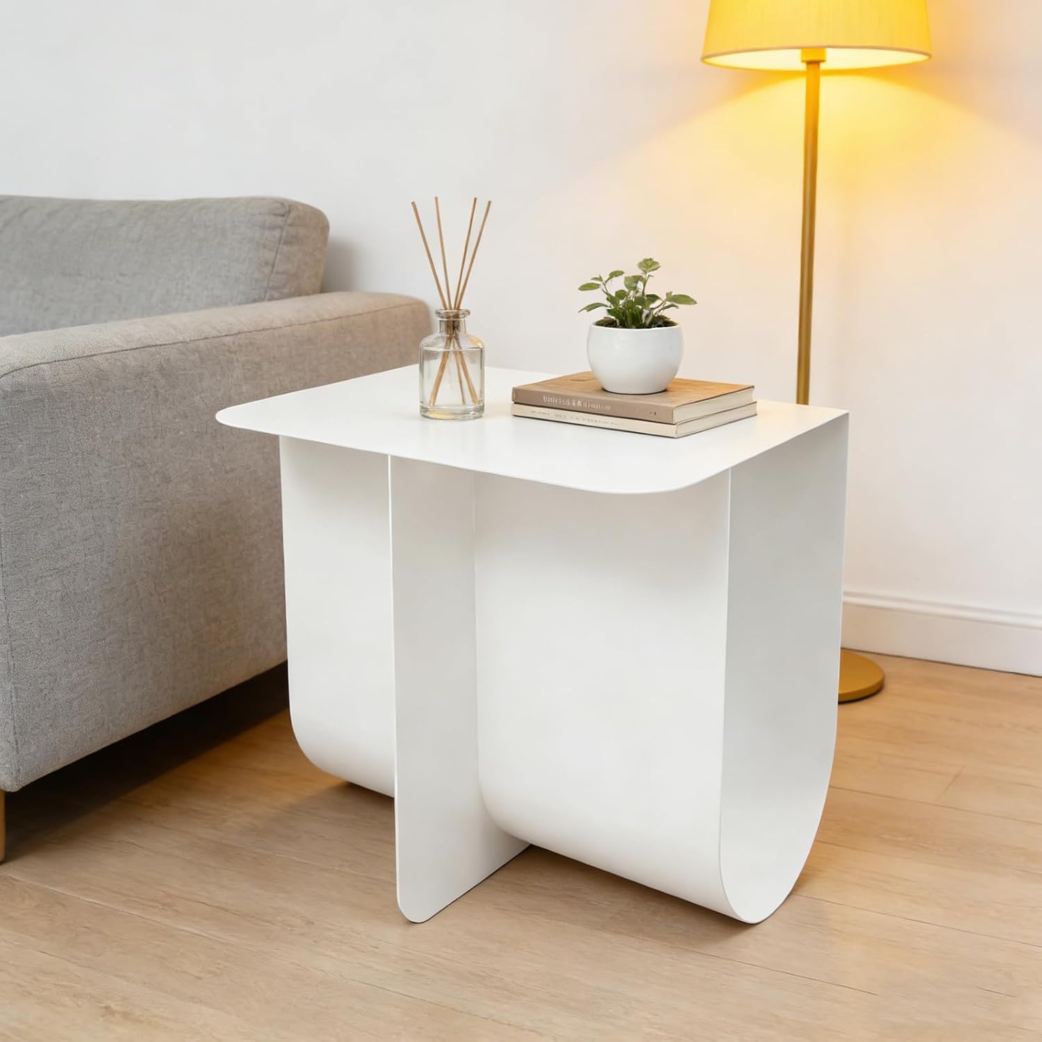 Modern Minimalist Metal Side Table with Storage, Curved Design Accent Table Coffee Table – Multipurpose End Table for Living Room, Bedroom, Office, Small Spaces
