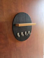 Rustic Wood Wall Key Holder with Shelf, 5-Hook Entryway Organizer, Black and Natural Wood Decor for Hallway Bedroom Kitchen, Space-Saving Hanging Storage Rack