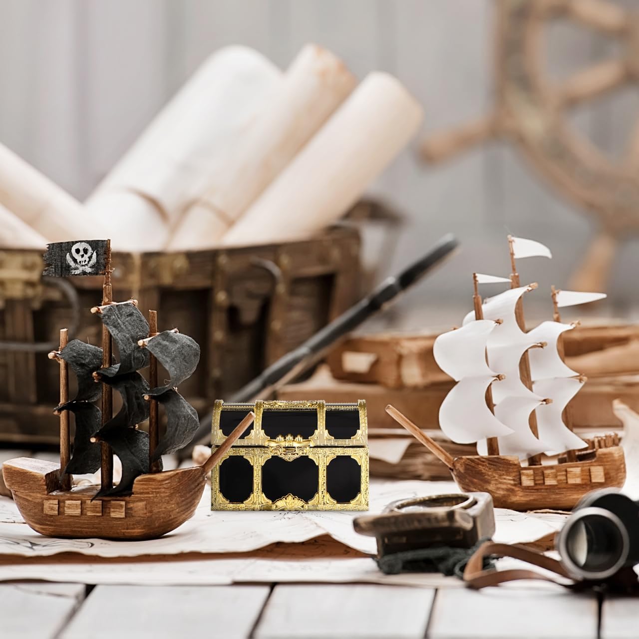 Cabilock 12 Pcs Treasure Chest for Kids Small Wedding Favor Boxes Favors Mini Pirate Chest Party Containers Themed Small Decor Vintage Candy present Boxes Bulk Pirate Candy Golden