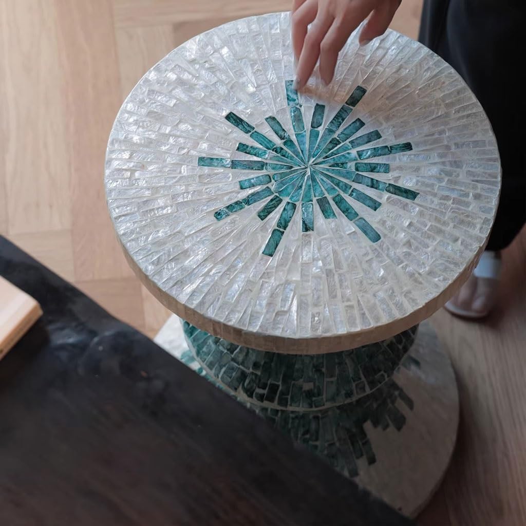 Tiny Side Table Home Living Room Decoration Sofa with Some Creative Turquoise Green Shell Blocks