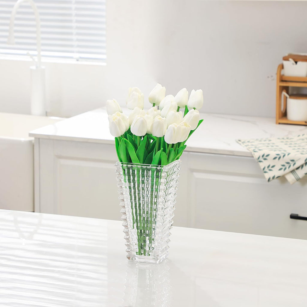 MCMCNCUIU Crystal Vase, Large Crystal Vases for Flowers, Clear Large Flower Vase, Modern Glass Vases for Living Room, Bedroom, Kitchen, Dining Table, Mantle, Wedding, 9 Inches