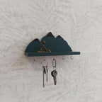 Wooden Mountain Key Holder with Shelf, Rustic Wall Mounted Key Rack, Decorative Entryway Organizer with 5 Hooks, Natural Wood Home Decor for Entryway Bedroom Kitchen