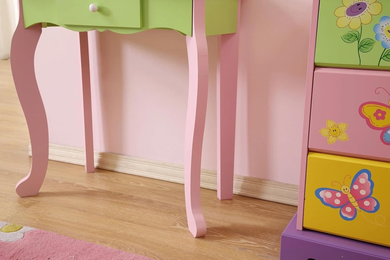 Funnel Layla Girls Flower Vanity Set with Stool