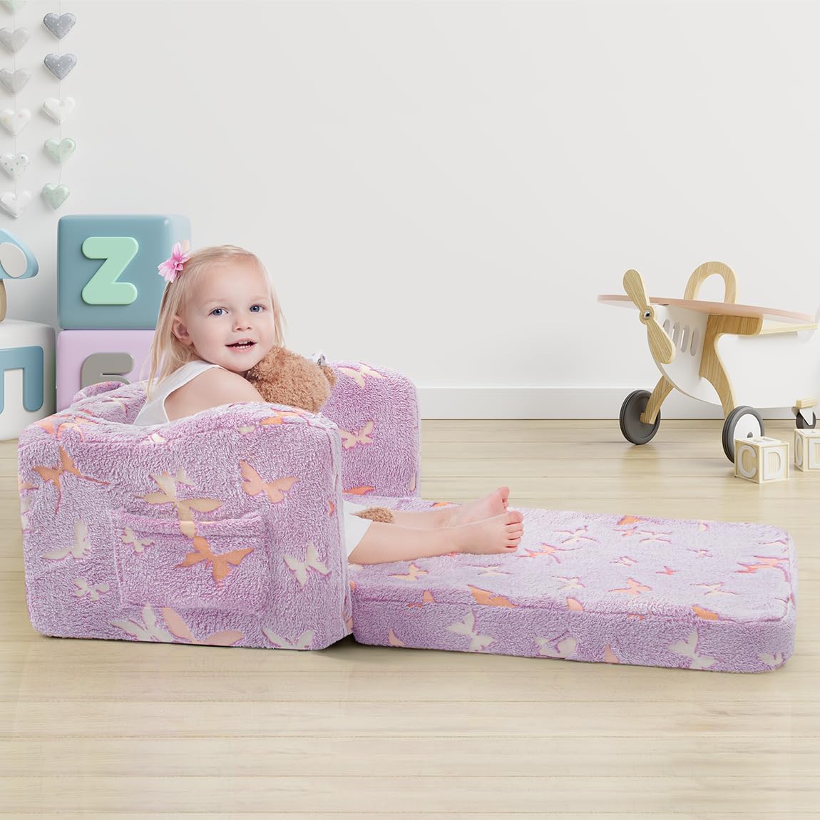 Comfy Kids Chair and Couch, 2-in-1 Fold Out Convertible Kids Chair | Kids Sofa Chair, 2-In-1 Fold-Out Design, Ideal For Reading, Playing and Relaxing, Suitable For Boys And Girls