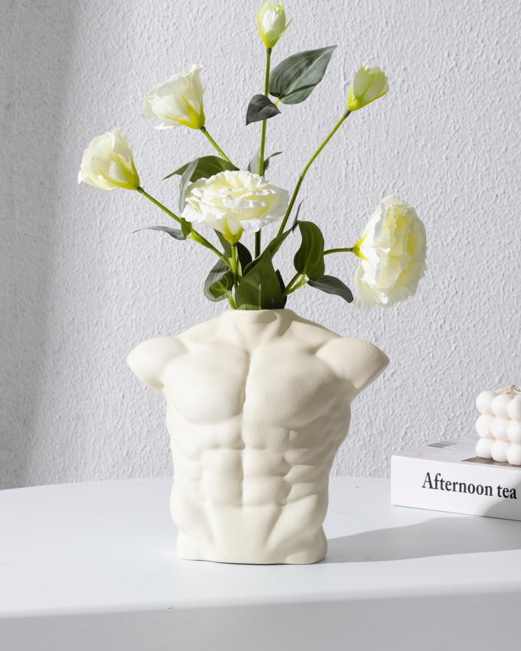 Ceramic Body Art Vase, Minimalist Male Torso Sculpture Bud Vase for Aesthetic Nordic Modern Home Decor, Creative Table Centerpiece for Bookshelf, Living Room, Office（Cream）