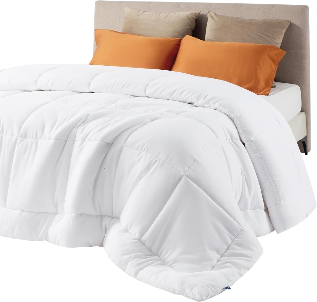 Bedsure Comforter Duvet Insert - Quilted Comforters Queen Size, All Season Duvet, GentleSoft Down Alternative Bedding Blanket, with 8 Tabs, Gifts for Women/Men, White, Queen 88 x 88 Inches