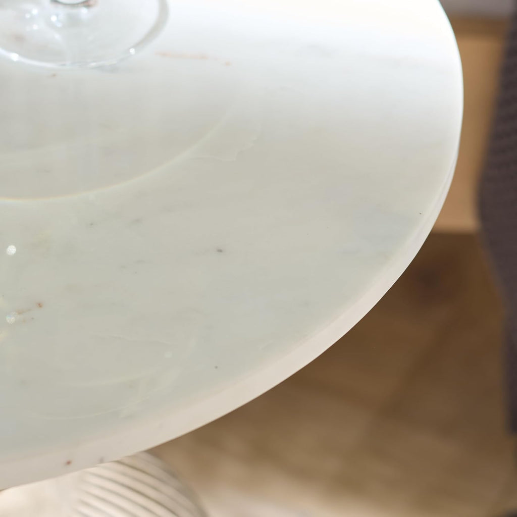 SAFAVIEH Home Collection – Kashi Clear Glass & White Marble Round Side Table, Modern Pedestal Accent Table, Fully Assembled (ACC3217A)