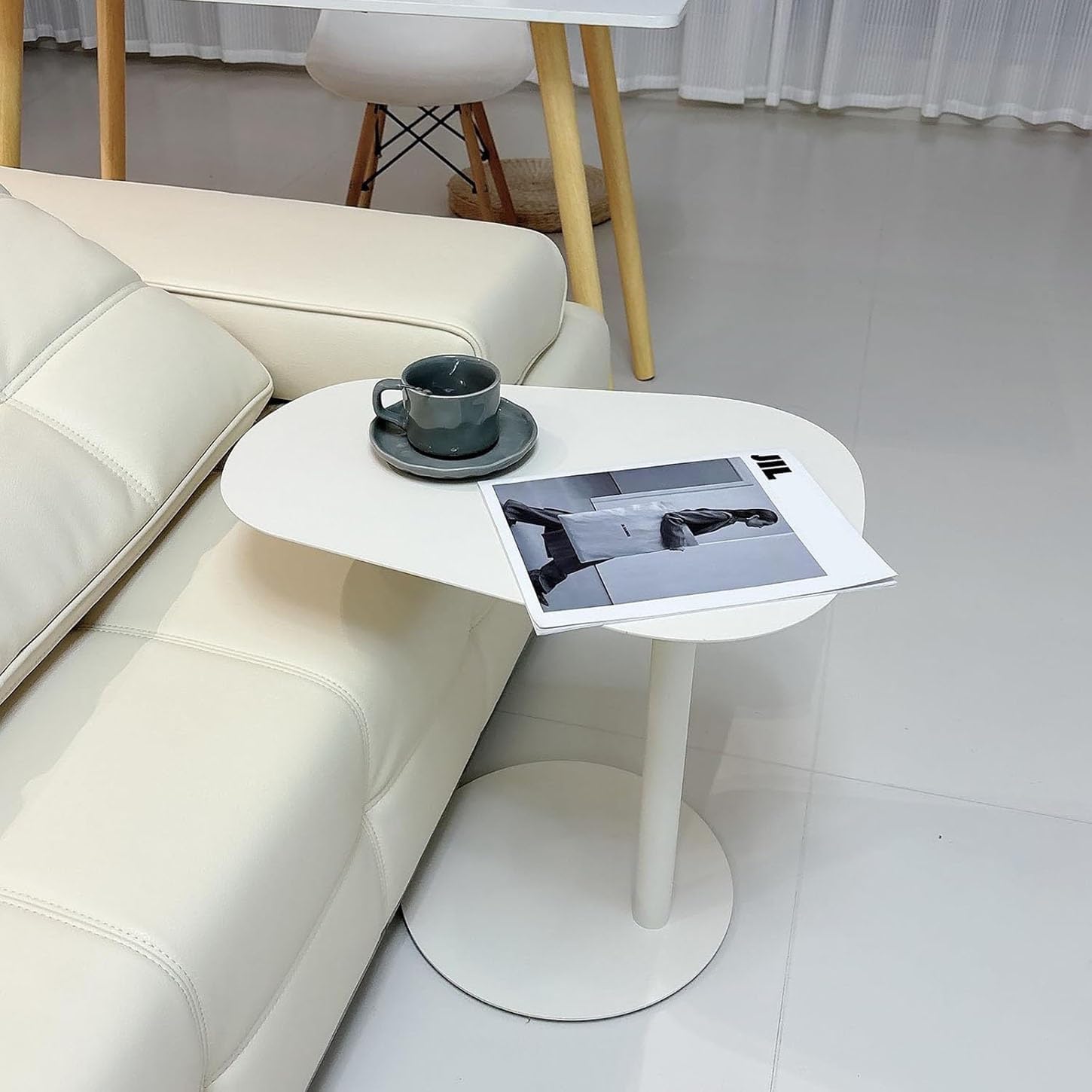C-Shaped Side Table, Modern Metal End Table for Sofa Couch and Bed, Small Space Coffee Snack Tables, Minimalist Nightstand for Living Room Bedroom Office, White(Black,50x38x60cm)