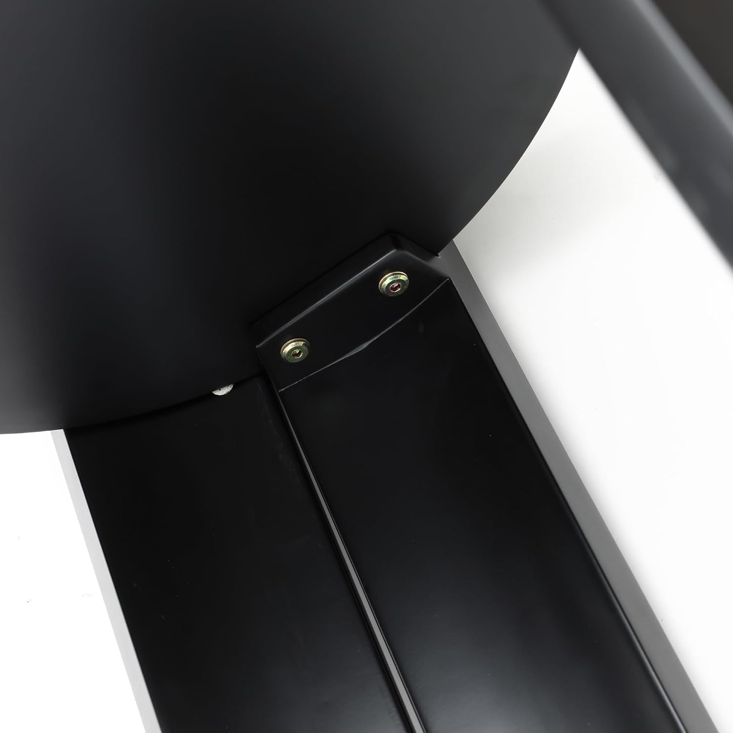 LuxenHome Set of 2 Black Nesting Tables, Space Saving Modern Round Side Table Set for Living Room, Bedroom