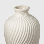 White Ceramic Vase Set of 2 - Modern Flower Vases for Home Decor - Rustic Textured White Vase for Living Room Decor - 8.65×5.5 & 5.5×5.5 Inch Round Vases for Dining Table Centerpiece Decoration