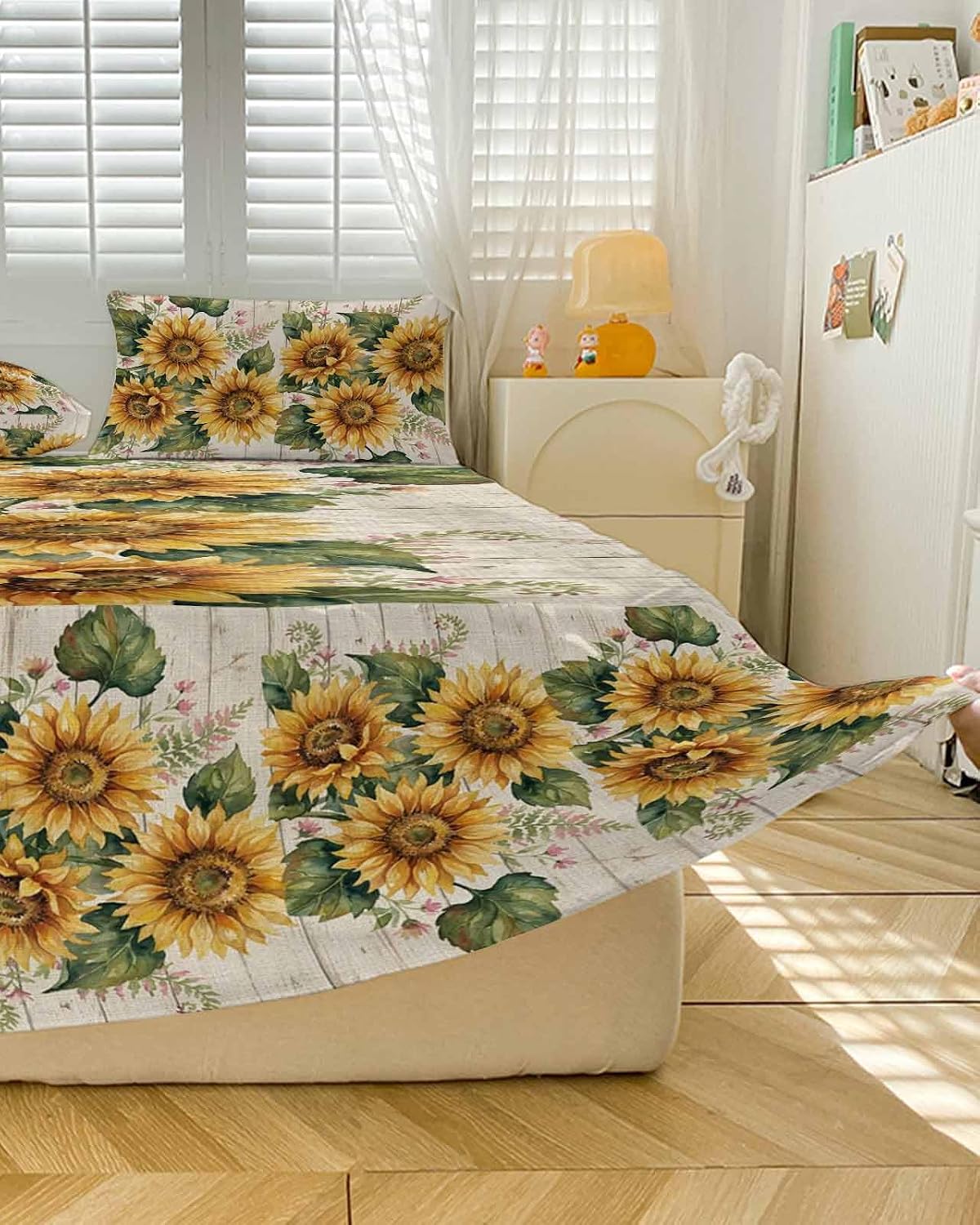 Ruffle Skirt Bedspread for Full Size Bed Summer Sunflower Leaf 3 Piece Bedding Cover with Pillow Sham,18In Drop Bedskirt Coverlet for Bedroom Dorm Pastoral Plant Vintage Wood Board