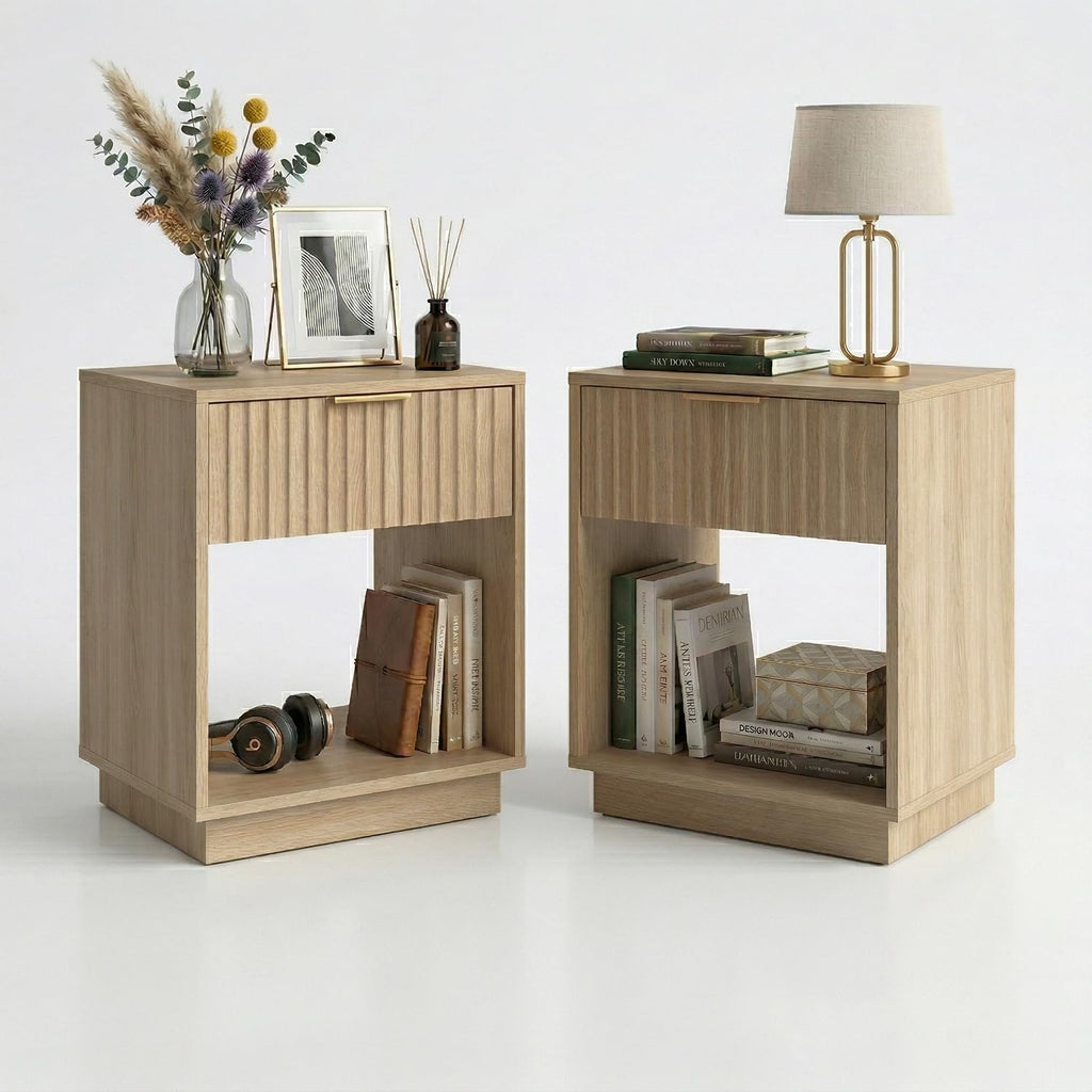 holzart Set of 2 Fluted Wood Nightstands with Hidden Compartment, Modern Oak End Tables with Wavy Drawer and Open Shelf, Boho Bedside Tables for Bedroom, Light Wood