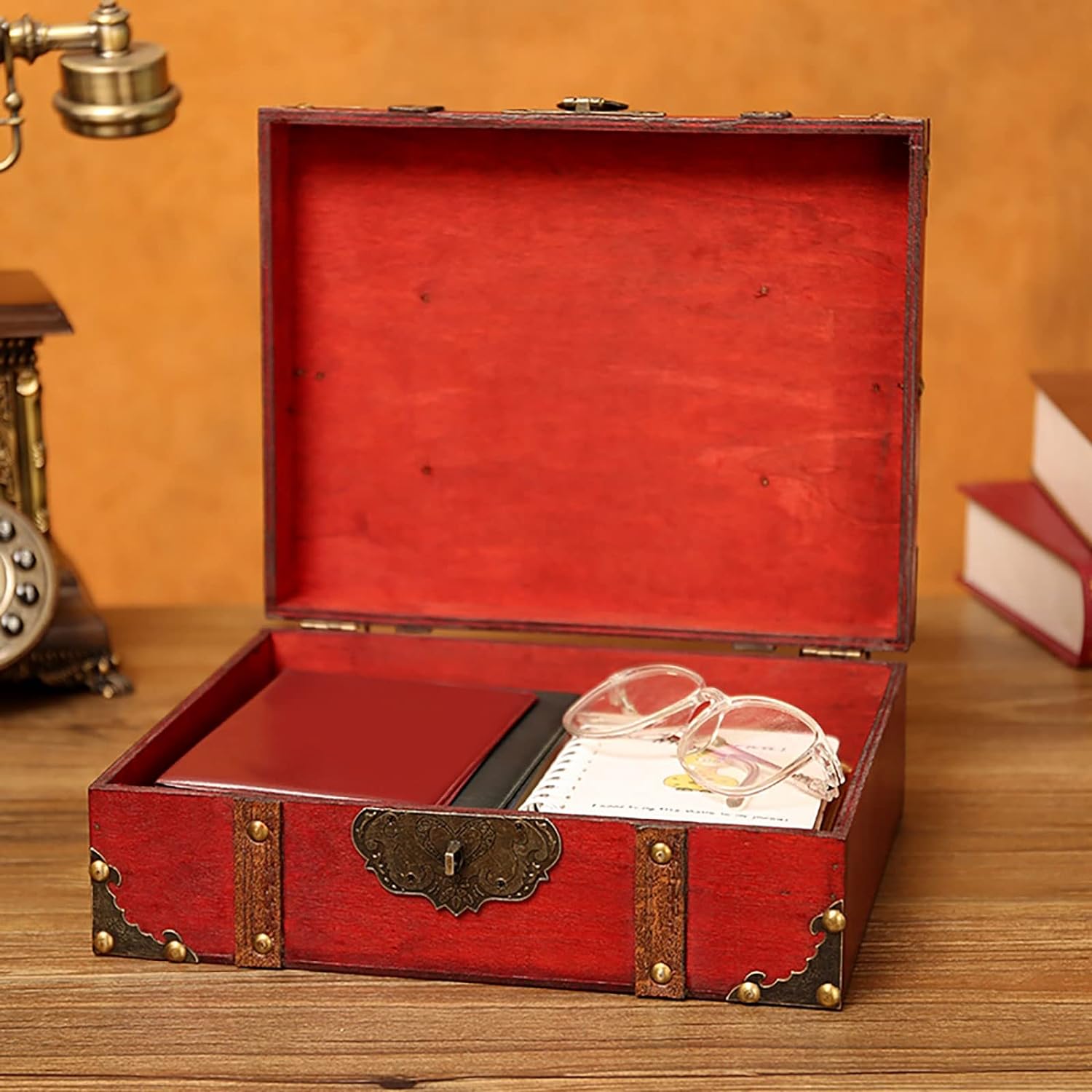 Flylin Vintage Wooden Storage Box With Lock, Treasure Jewelry Chest Decorative Treasure Jewelry Chest Wooden Storage and Decorative Box Home Decoration Jewelry Storing Storage Organizer (Red)