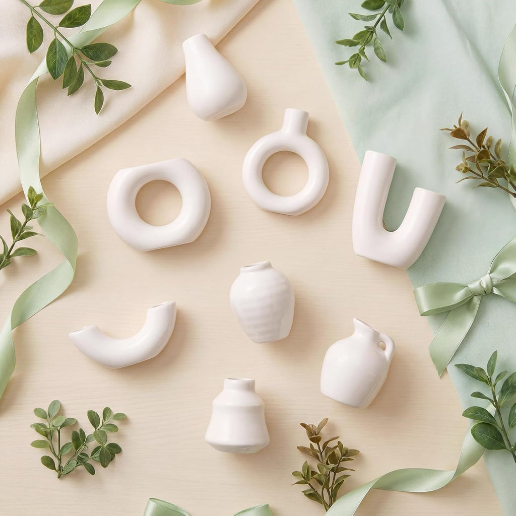Hushee 8 Pcs Small White Ceramic Vase Fridge Magnets, 2.36 Inch Minimalist Nordic 3D Plant Magnets for Refrigerator, Modern Boho Cute Magnetic Mini Bud Decorative Vases for Kitchen Office Locker Decor
