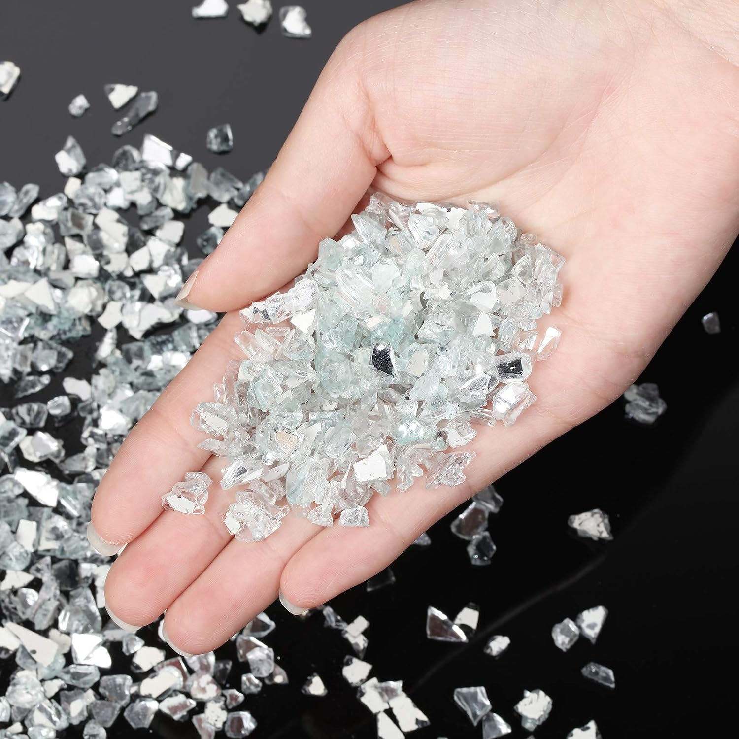 Patelai Crushed Glass for Crafts Glitter Resin Art Broken Decorative Crushed Mirror Vase Filler Crush Glass Pieces for Vase Pool Bar Fish Tank Garden Decoration(2 Pound,White)