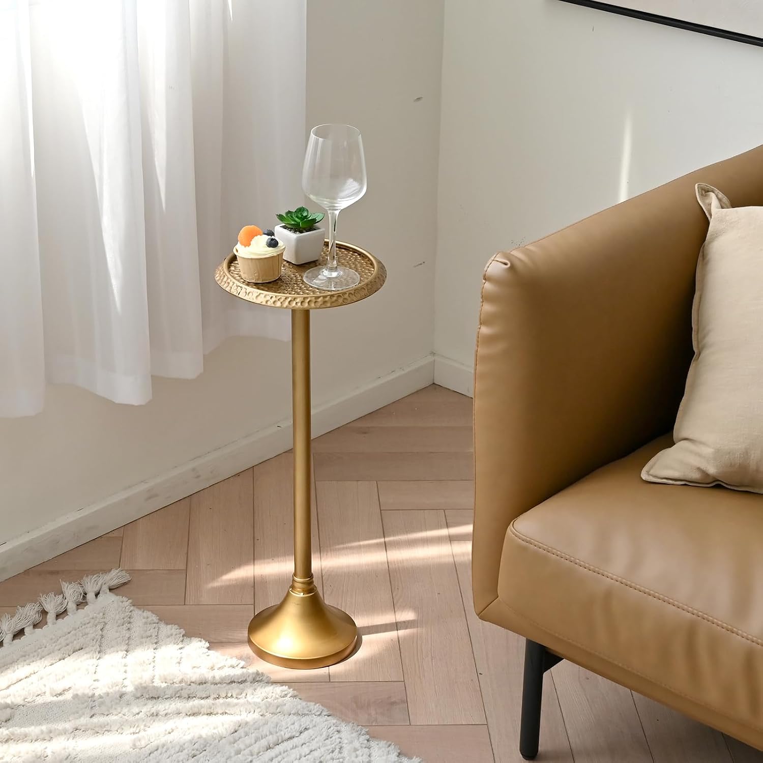 SwallowLiving Antique Gold Drink Table – Hammered Metal Side Table for Small Spaces – Round Pedestal End Stand for Living Room, Bedroom, Office & Apartment Corner – Weighted Base, 23 Inch Tall