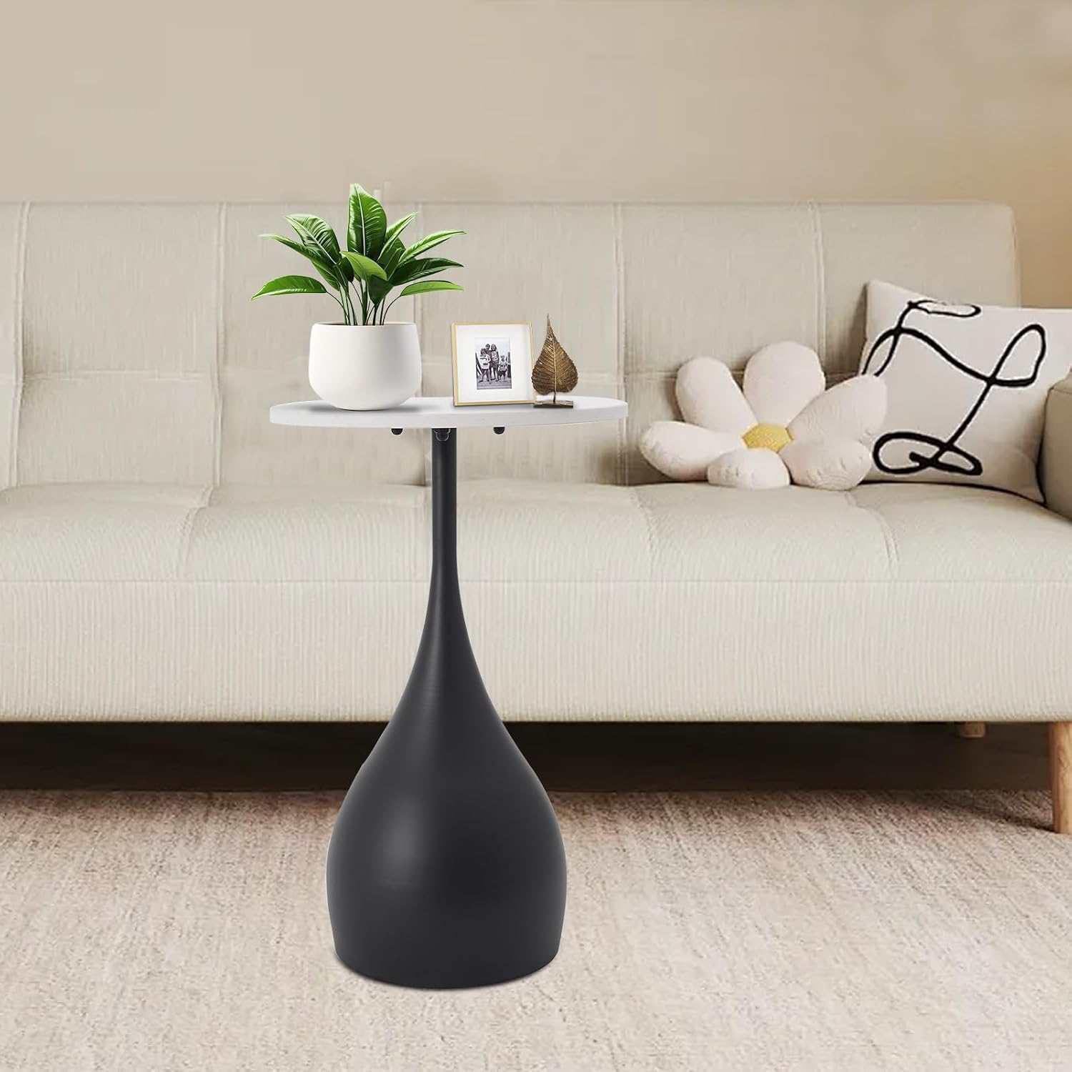 Side Table with Artificial Marble Top and Metal Base, Small Round End Tables, Indoor Modern Minimalist Sofa Table for Living Room Bedroom Balcony Office (Black)