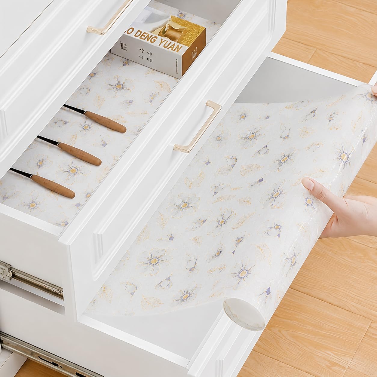 Floral Print Drawer Liners Waterproof Oil Resistant Shelf Mats for Kitchen Cabinets and Closets Cuttable Anti Slip Mats Suitable for Home Organization and Protective Storage Use