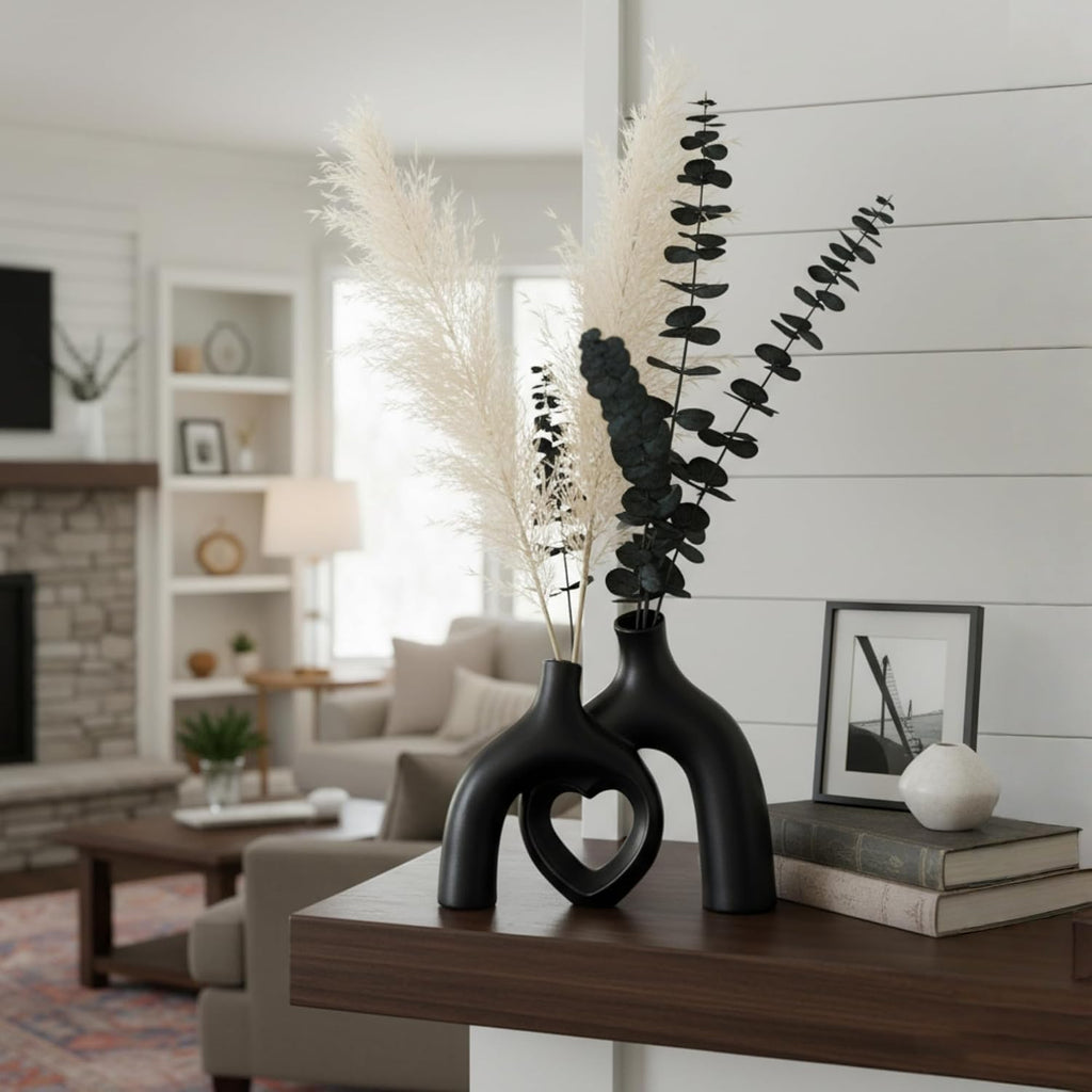 Lvases Hug Snuggle Hollow Donut Ceramic Vases, 9 Inch Modern Nordic Minimalist Decorative Vase for Home Decor Table Centerpiece Bookshelf Office Entryway Aesthetic Decoration (Matte Black)