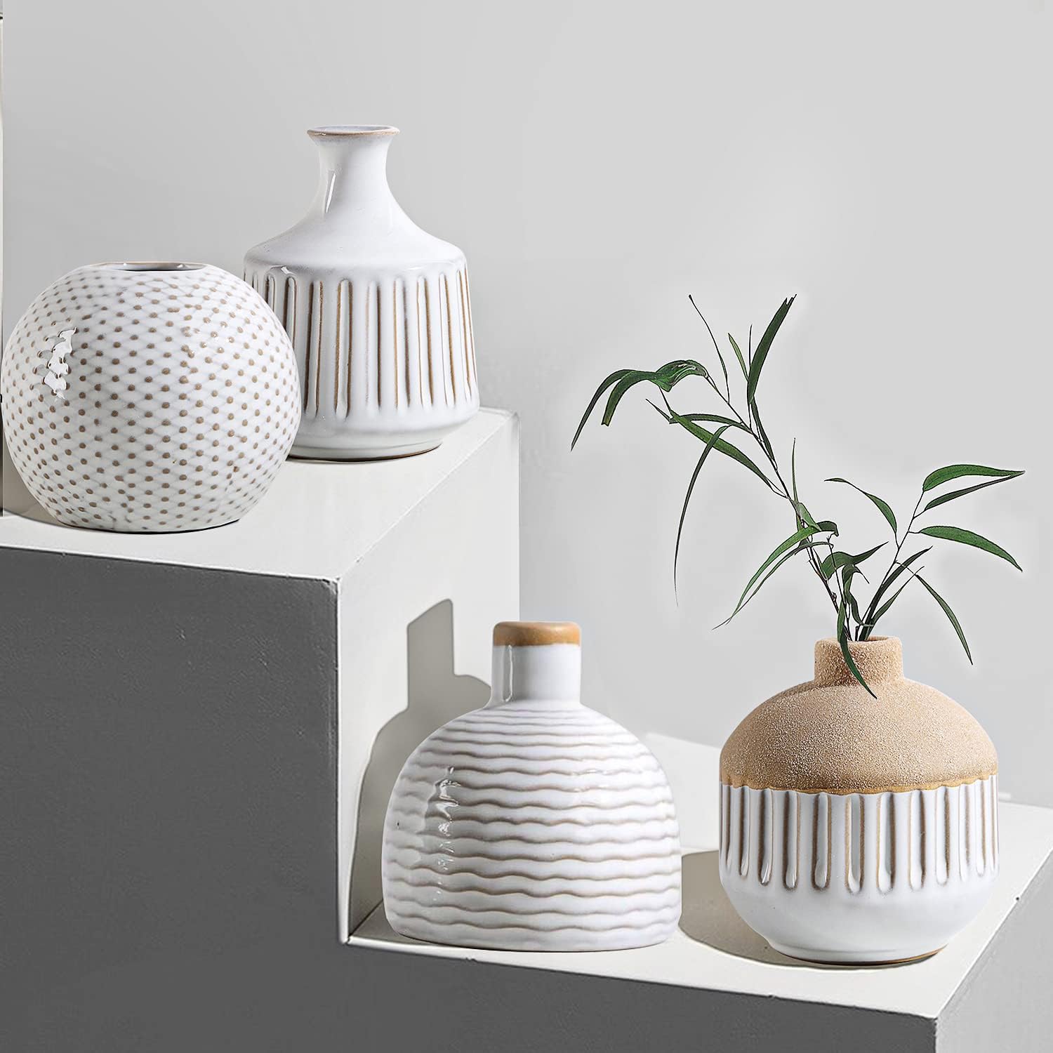 Boho Minimalist Small Ceramic Vase Set of 4 for Bedroom Living Room Office Fireplace Centerpiece Antique White Vintage Farmhouse Rustic Retro Flower Vases Home Decor Gift for Fake Plants