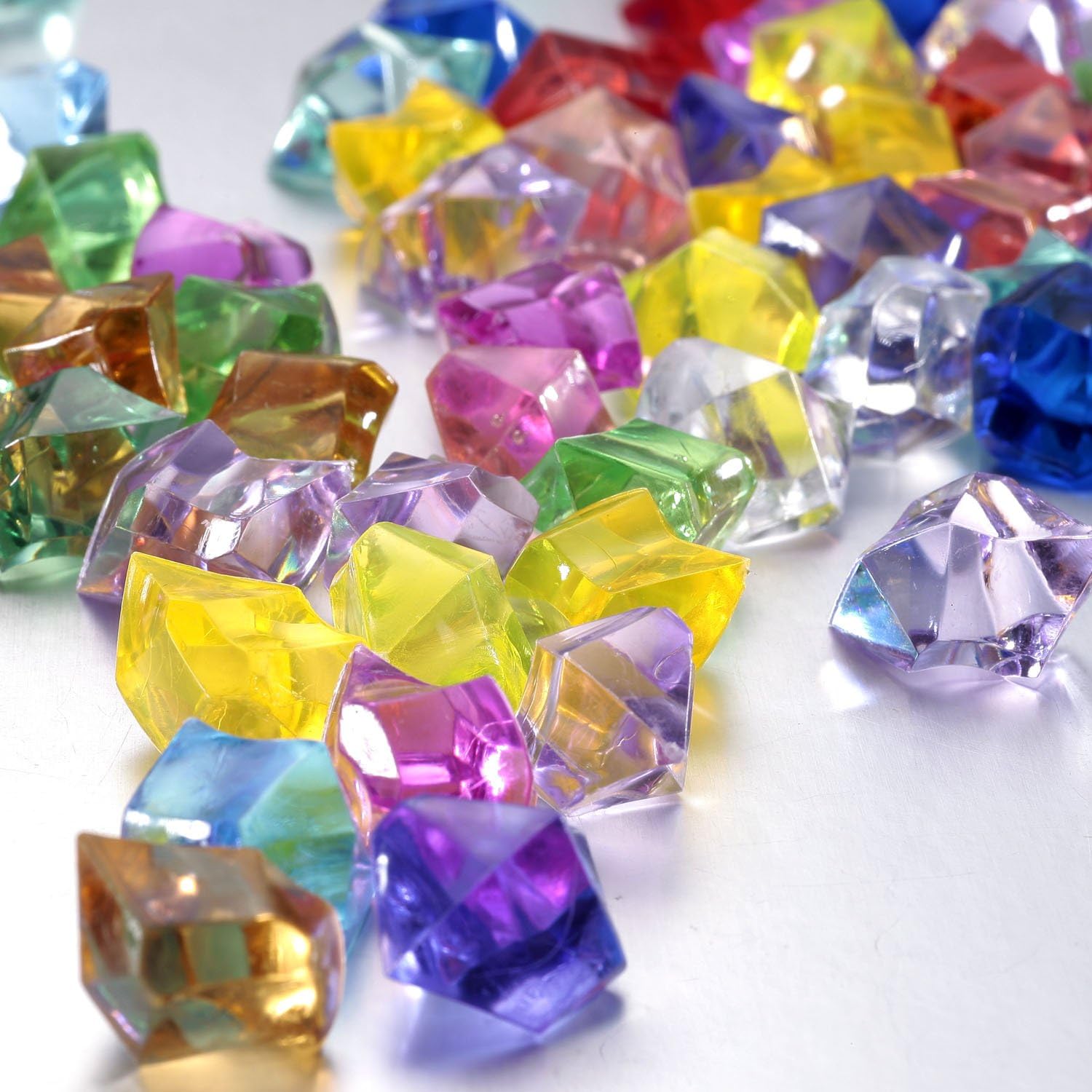 90PCS Multicolored Acrylic Fake Crushed Ice Rocks, Fake Diamonds Gems Plastic Ice Cubes for Crafts, Wedding Centerpieces, Vase Fillers, Home Decor, Table Scatter, Party Decorations