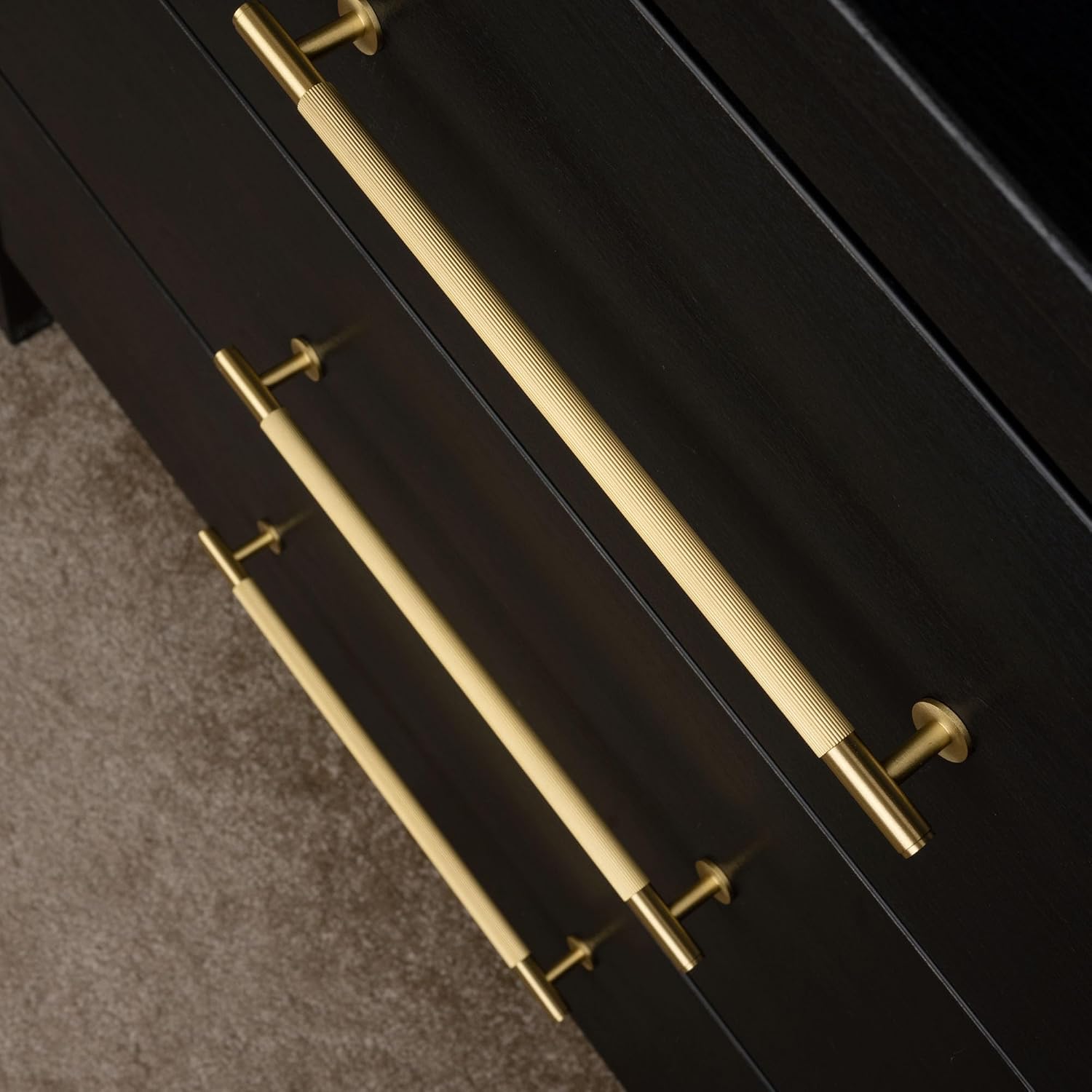 QOGRISUN 1-Pack Solid Brass Appliance Handle Pull, 18 Inch (457mm) Hole Center Grooved Gold Cabinet Pull,Heavy Duty Brushed Brass Drawer Handle for Kitchen Cabinets, Cupboard, Dresser– Eleganza