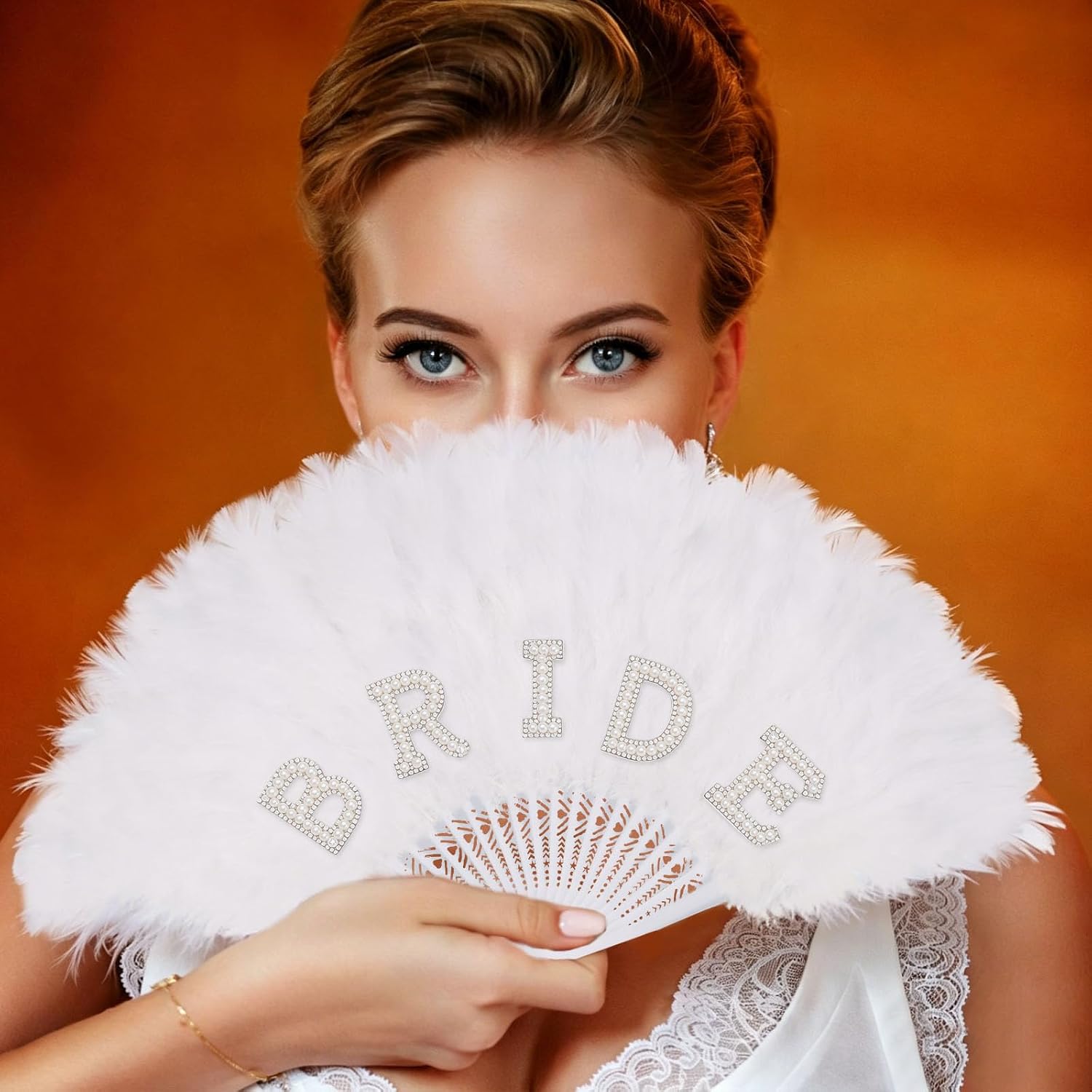 Aprince Bride to Be Fan Bridal Shower Gifts for Wedding Bachelorette Party Decorations White Pearl Feather Fan Bride Outfit Accessories