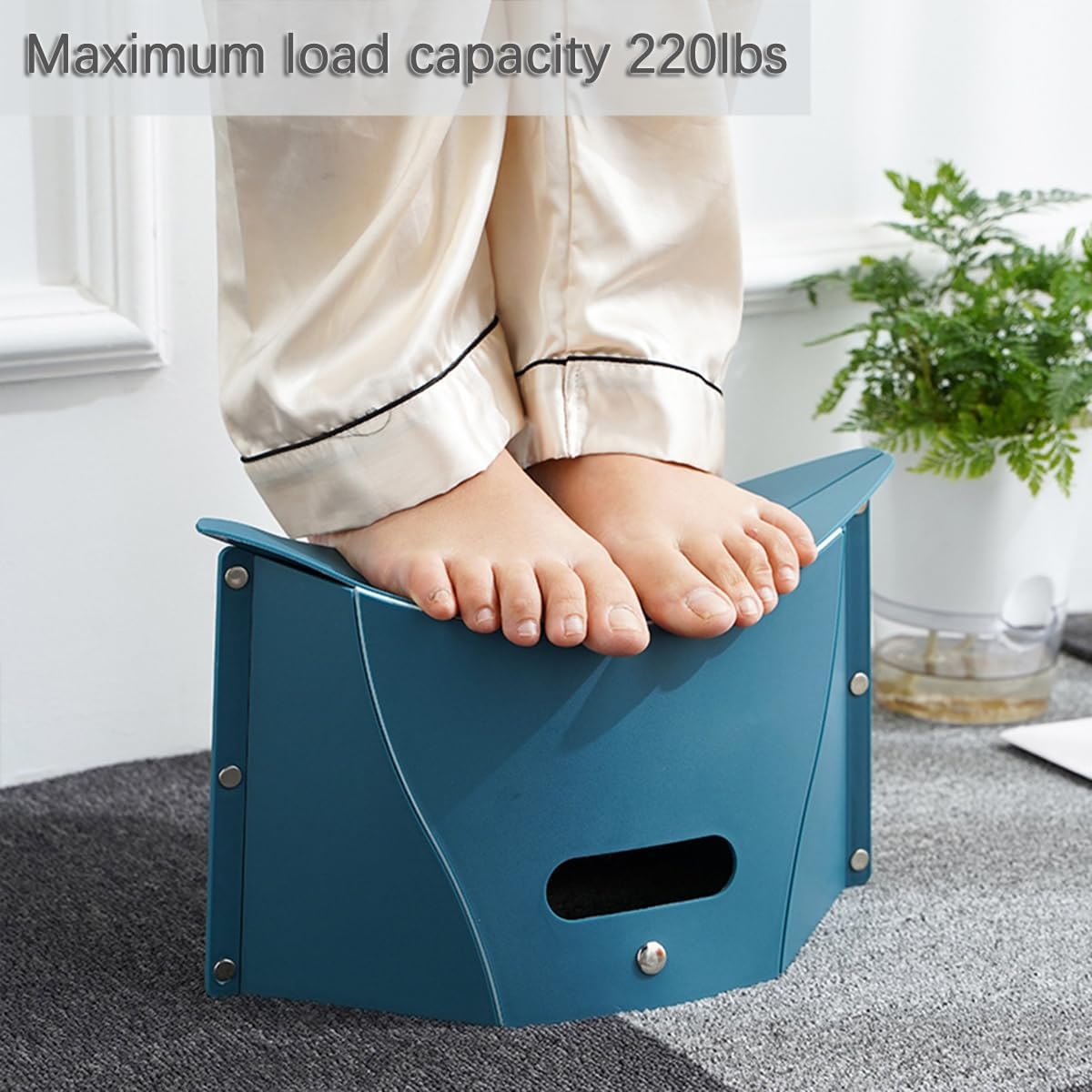 Mini Portable Folding Stool, Foldable Camping Hiking Stool, 2 in 1 Lightweight Travel Chair Storage Basket for Children & Adults for Travel Gathering BBQ Subway Backpacking Fishing