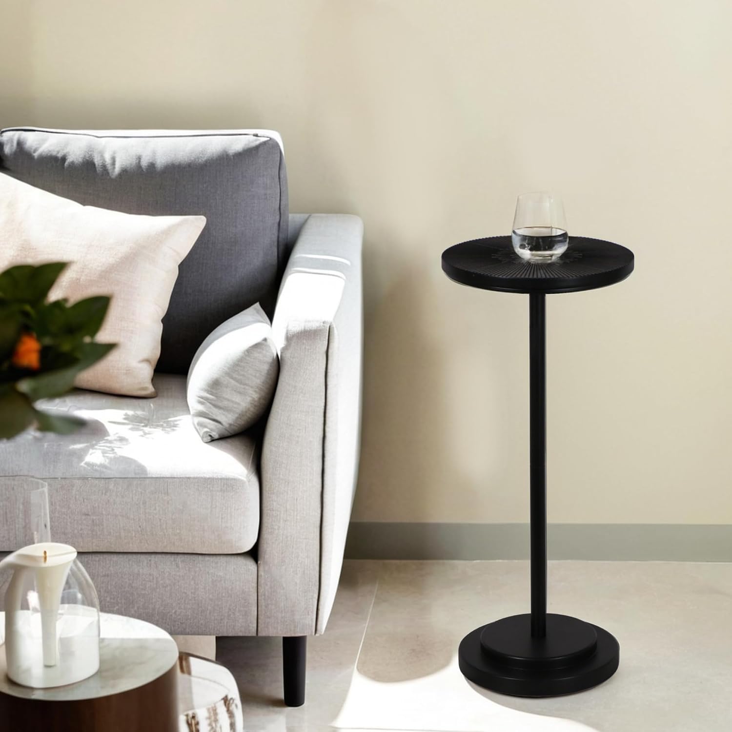 COVLON Drink Table, Carved Table Top Martini Table, Small Side Table, Weighted Base Pedestal Table for Living Room, Bedroom, Small Space, Modern, Black