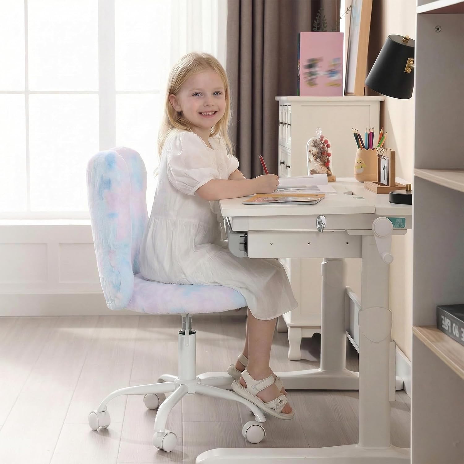chairus Kids Desk Chair Butterfly Faux Fur Study Chair for Teenage Girls Adjustable Kids Vanity Chair for Bedroom Reading Living Room, Small Cute Student Task Chair with White Foot, Baby Blue