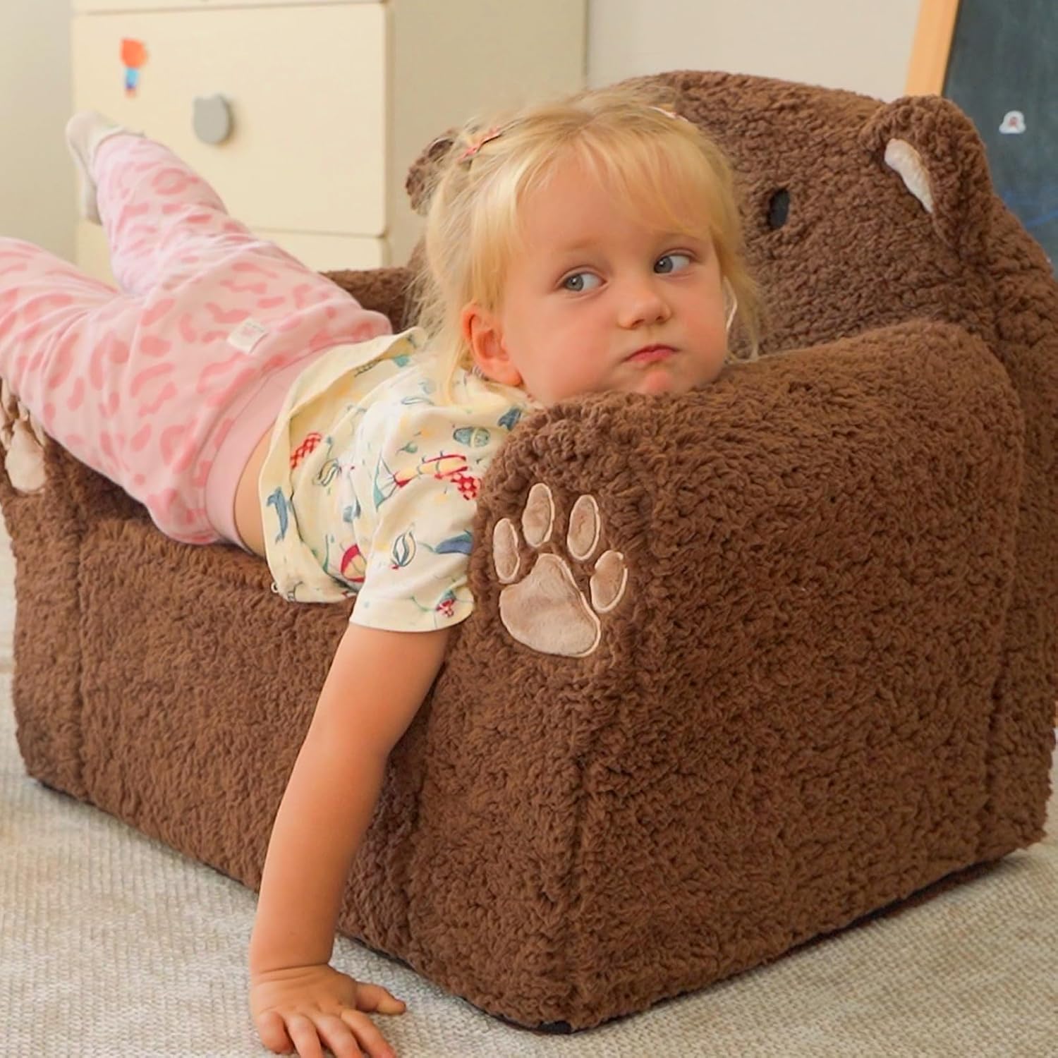 ALIMORDEN Animal Kids Chair,Sherpa Soft Kids Chair with Washable Cover, Comfy Kids Armchair for Toddlers Ages 1-6, Comfy Kids Lounge Chair for Playroom Bedroom and Reading (Brown Bear)