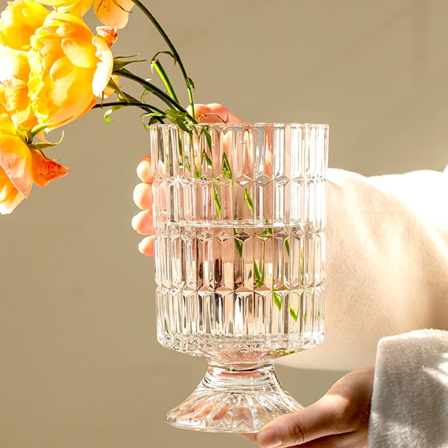 BLOFLO Embossed Glass Vase, 7'' Crystal Glass Vases, Pedestal Big Base Glass Bouquet Vase, Hydroponic Glass Transparent Vase for Home Office Wedding Dining Table Party (Ribbed Pattern)