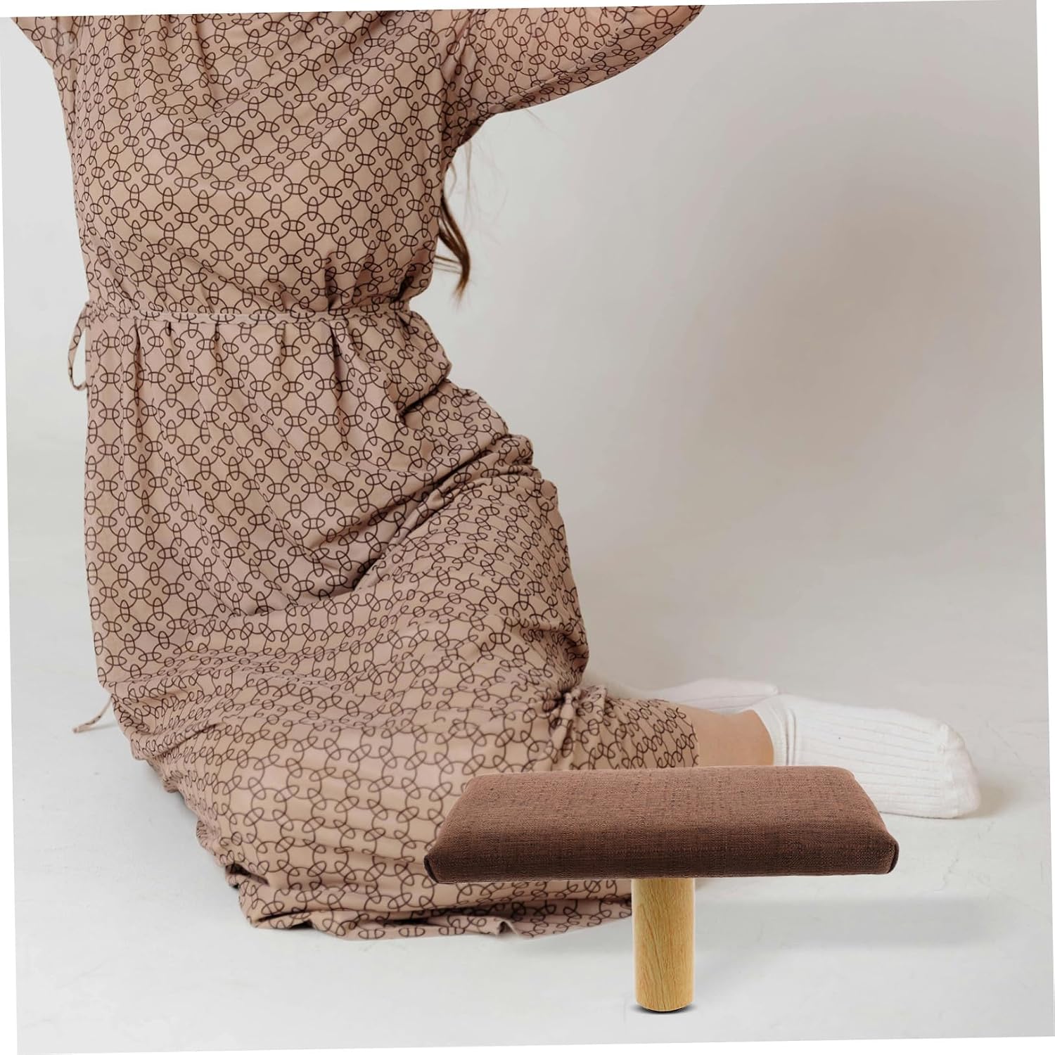 Wooden Bench with Cushion, Small Portable Prayer Stool for Adults Under 150cm, Balance Chair for Home, Travel, and Mindfulness Practice