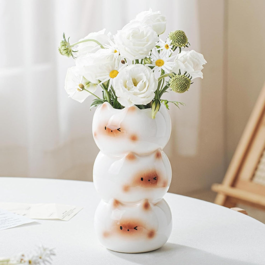 Cute Cat Vase, 6.8 in Small White Ceramic Vase Modern Flower Vases for Cat Lovers, Unique Flower Vases for Home Farmhouse Bedroom Living Room Wedding Table Centerpieces Decor