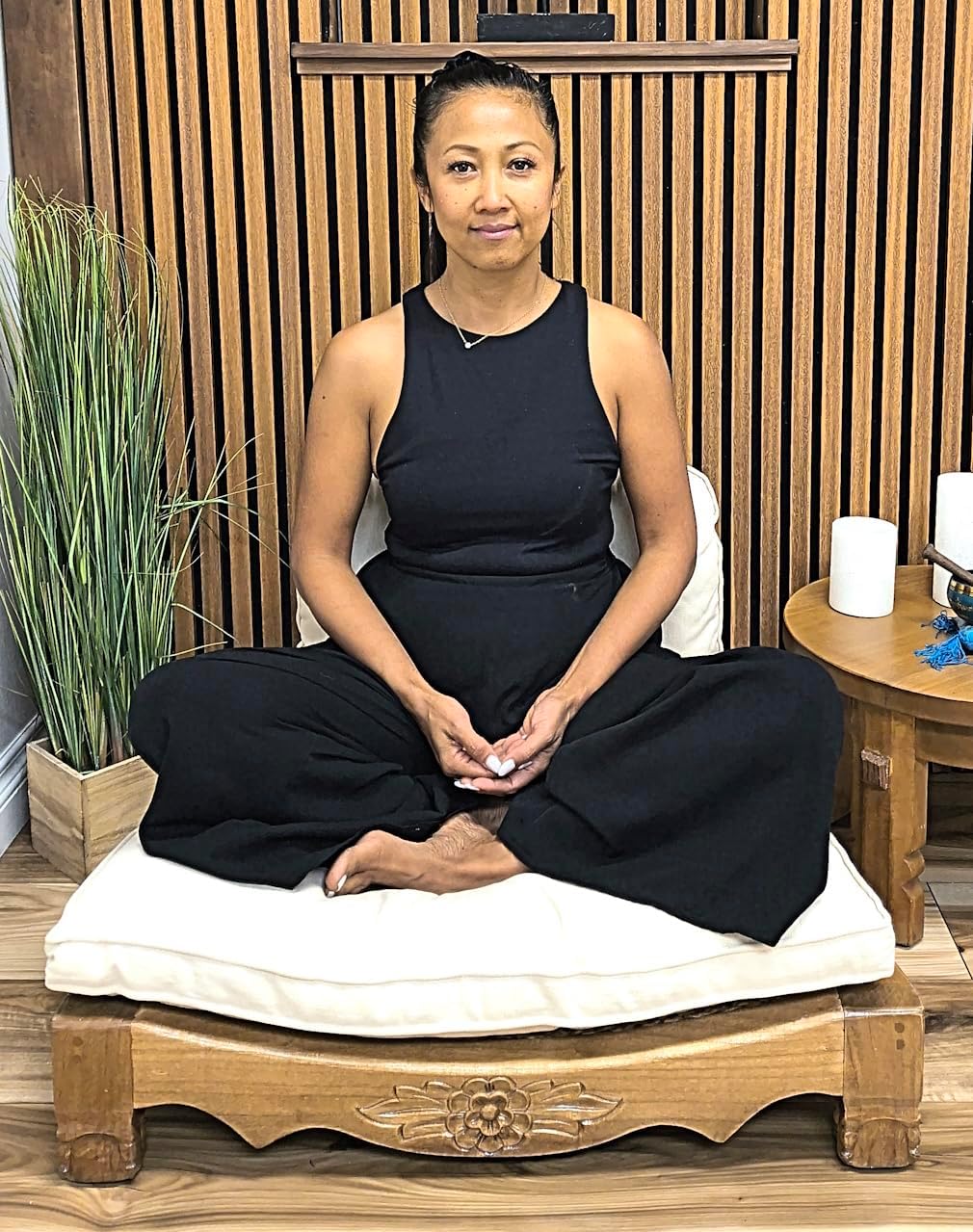 Handcrafted Wooden Meditation Chair with Woven Seagrass Seat, 30 x 28 x 18 inches (Stone)