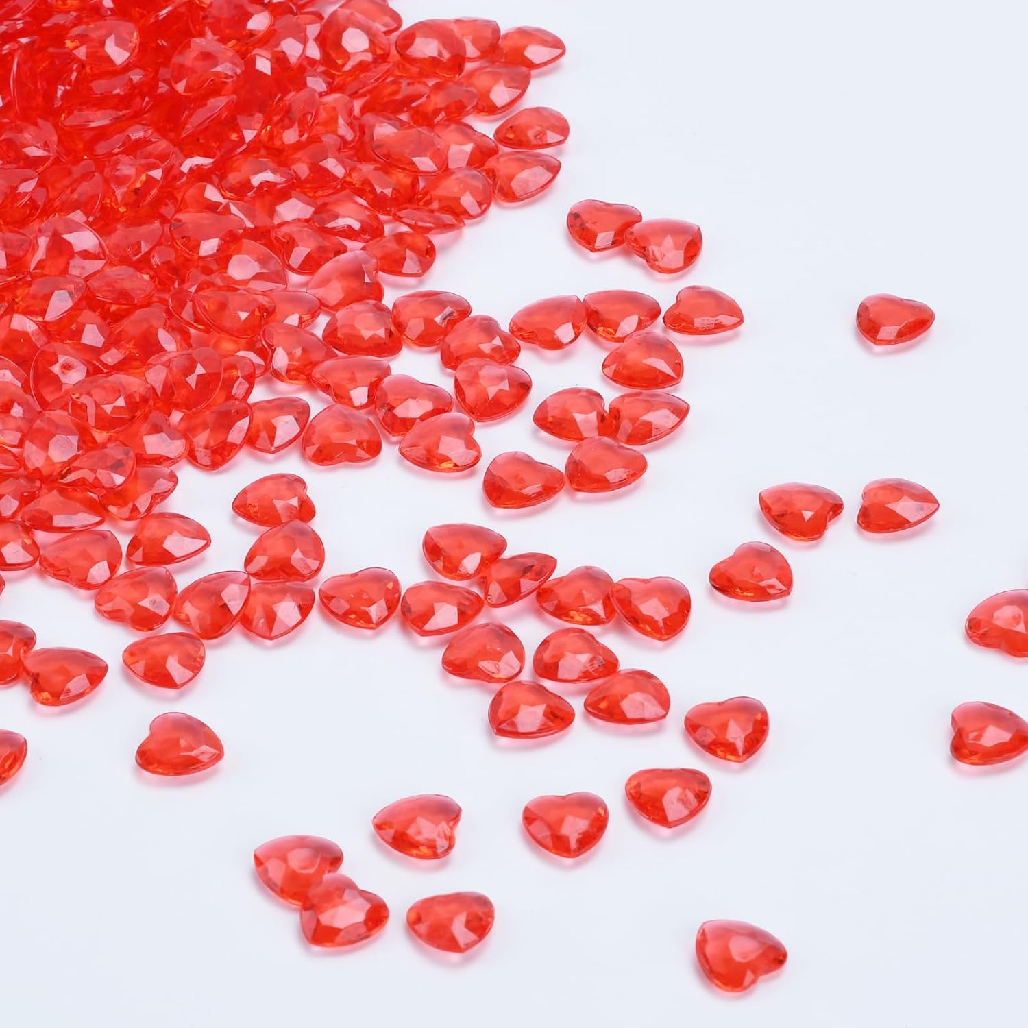 Red Hearts, 1000pcs Small Red Acrylic Hearts, Tiny Plastic Heart Valentine's Day Decorations, Valentine Hearts Vase Fillers for Home Decor