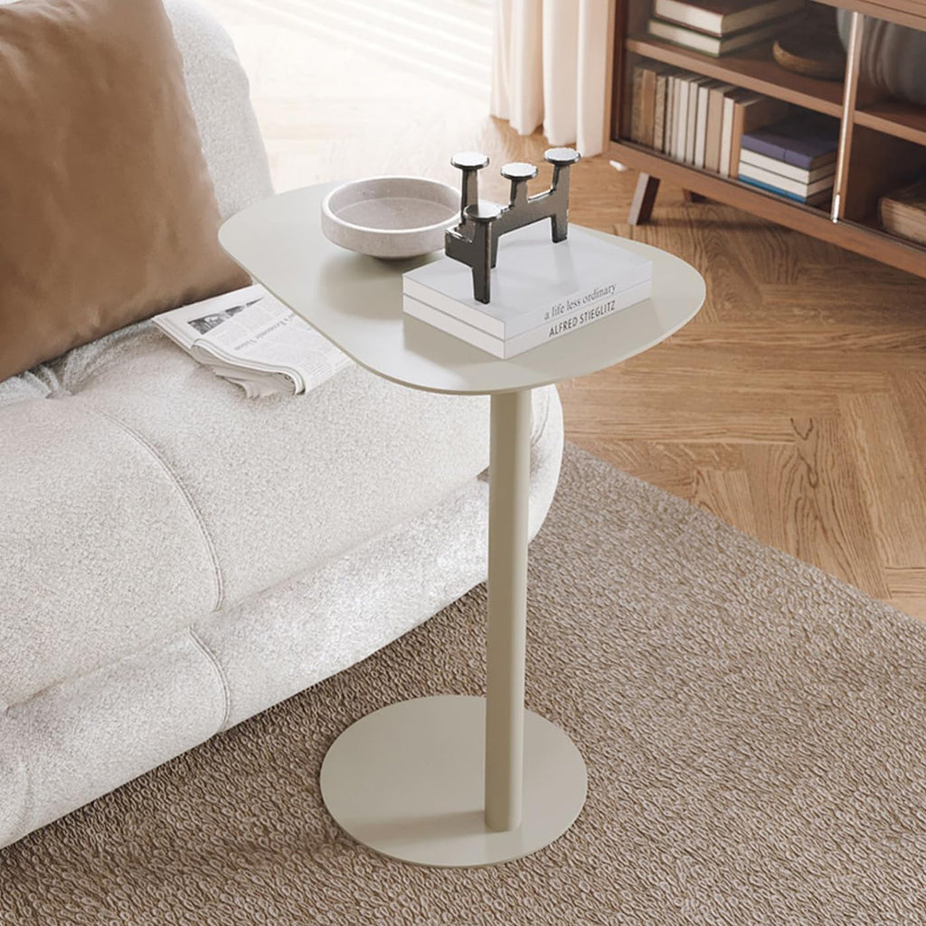 C-Shaped Side End Table, C Table for Sofa Couch Modern End Table Small TV Tray Table Metal Tabletop Home Decor Side Table for Living Room Bedroom (Beige)