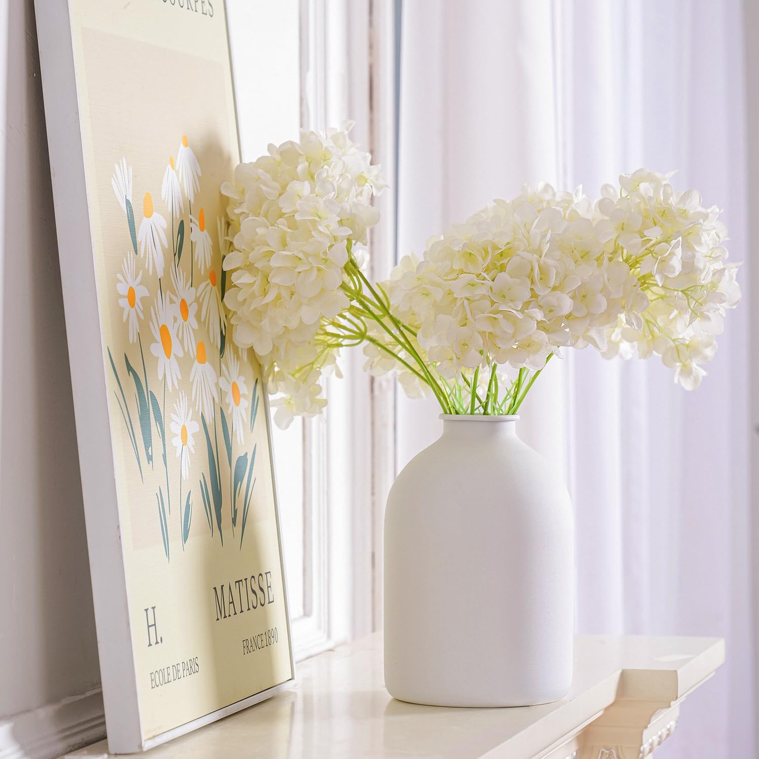 Metal Matte White Vase 8.7 inch Tall Iron Frosted, Nordic Style Pampas Grass Vase for Centerpieces Minimalist for Home Wedding Boho Décor