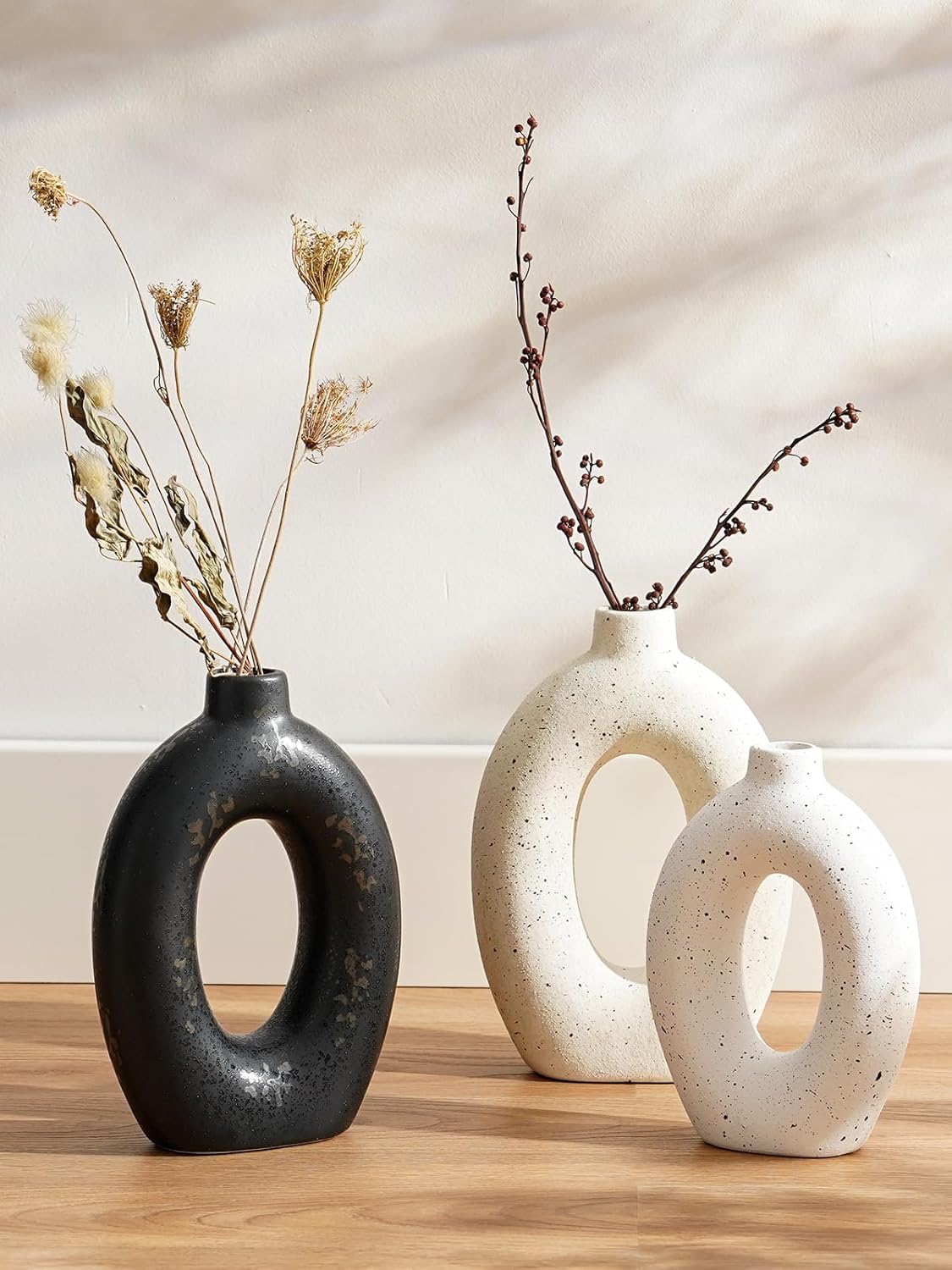 LE TAUCI Ceramic Vases Set of 2, Cream Hollow Donut Flower Vases, Nordic Boho Decor Decorative Centerpiece for Living Room, Table, Shelf, Mantel, Warm Ivory Speckled (H10.5”xW8.5”)