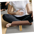 ibasenice Small Wooden Bench with Cushion, Seiza Posture Stool and Prayer, Portable Prayer Kneeler Stool Suitable for Users Under 150cm