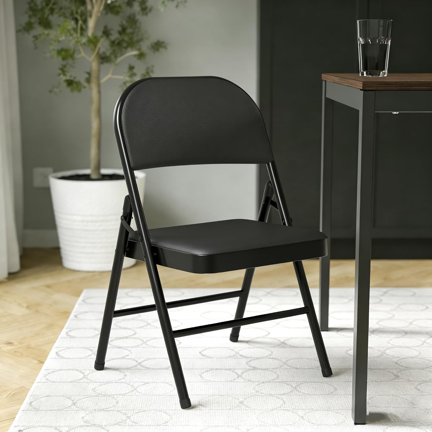 Set of 4 Folding Chairs with Cushion, No Assembly Wedding Chair, 280 LBS Capacity, Padded Folding Chairs 2 Pack for Banquet, Party, Picnic, Outdoor & Indoor Events, Black