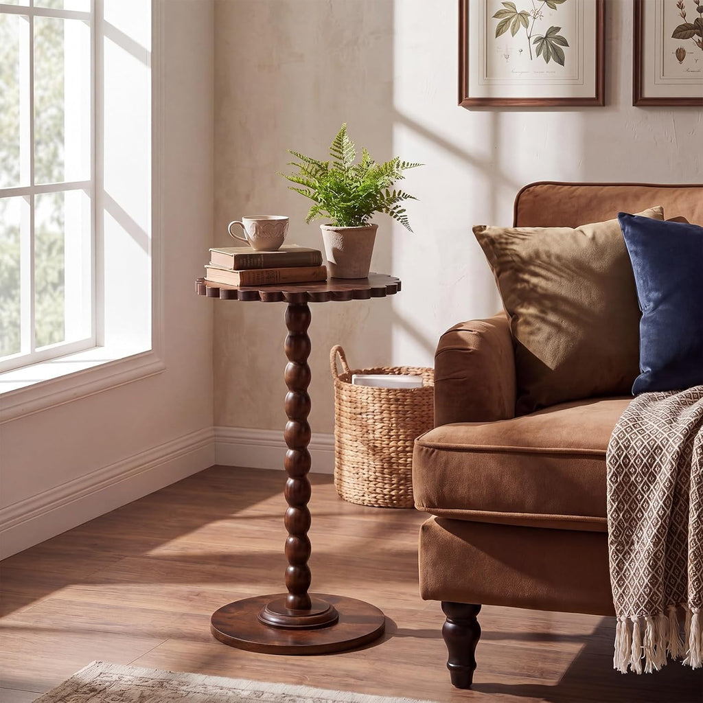 Novabright Round Side Table with Scalloped Edge Small Drink End Table with Solid Wood Legs Modern Accent Nightstand for Living Room Bedroom Corner Office